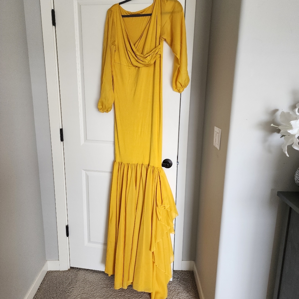 Saslax maternity mermaid dress